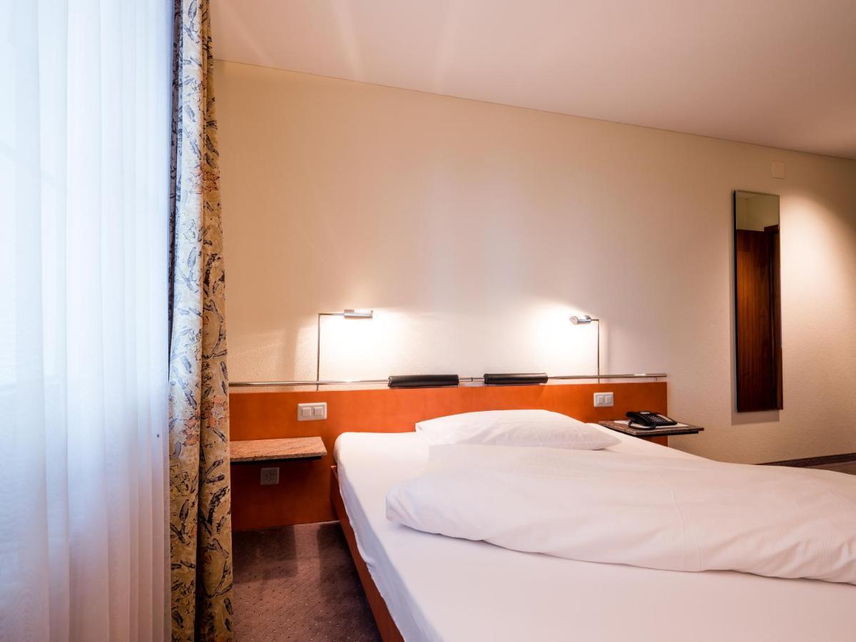 Landgasthof Hotel Menzberg Eksteriør bilde